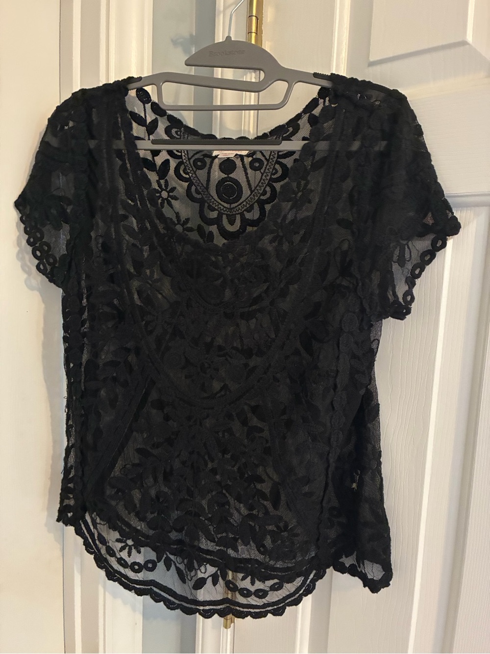 Xhilaration Black Floral Lace Short Sleeve Blouse